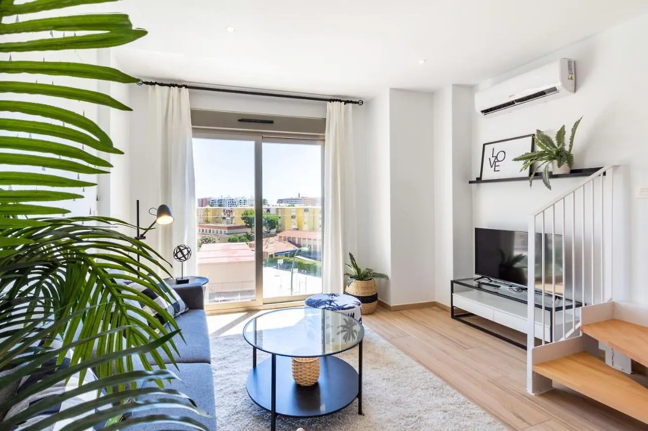 Huelin Suites Málaga 0*,